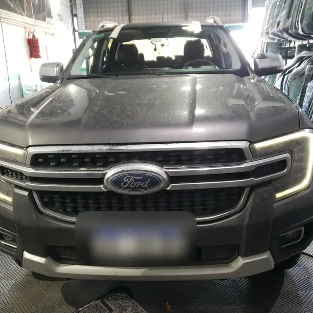 Ford Ranger Raptor en el taller de Canning